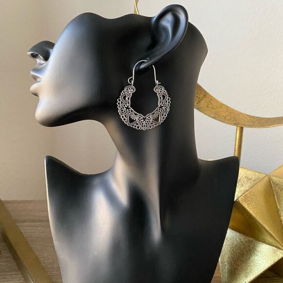 Bohemian hoop earrings M145 - Picture 3 of 3